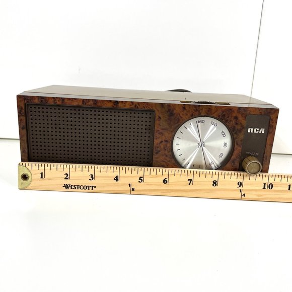 Vintage 1973 RCA AM Radio Table Model RZA203T Brown *Tested* - Picture 10 of 12